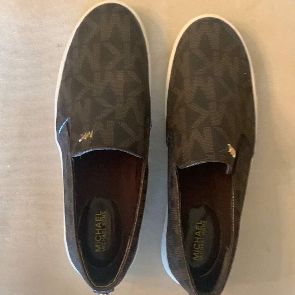 MICHEAL KORS loafers worn once . No rips or tears.